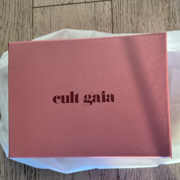 NEW CULT GAIA  REINA CLUTCH $898 BRUSHED BRASS BUST - Picture 7 of 9